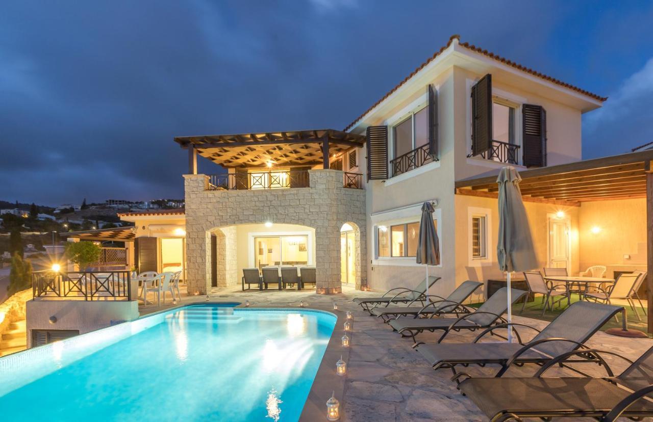 Resitour - Perneri Four Bedroom Villa Пафос Екстериор снимка